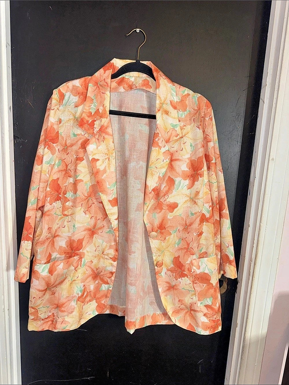 Floral Blazer in Orange & Green Like New